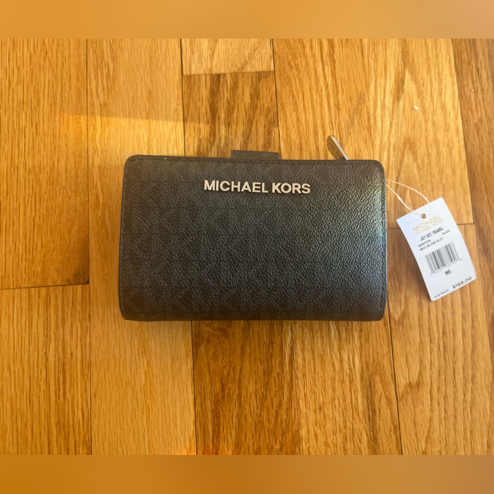 Michael Kors Black Textured Wallet